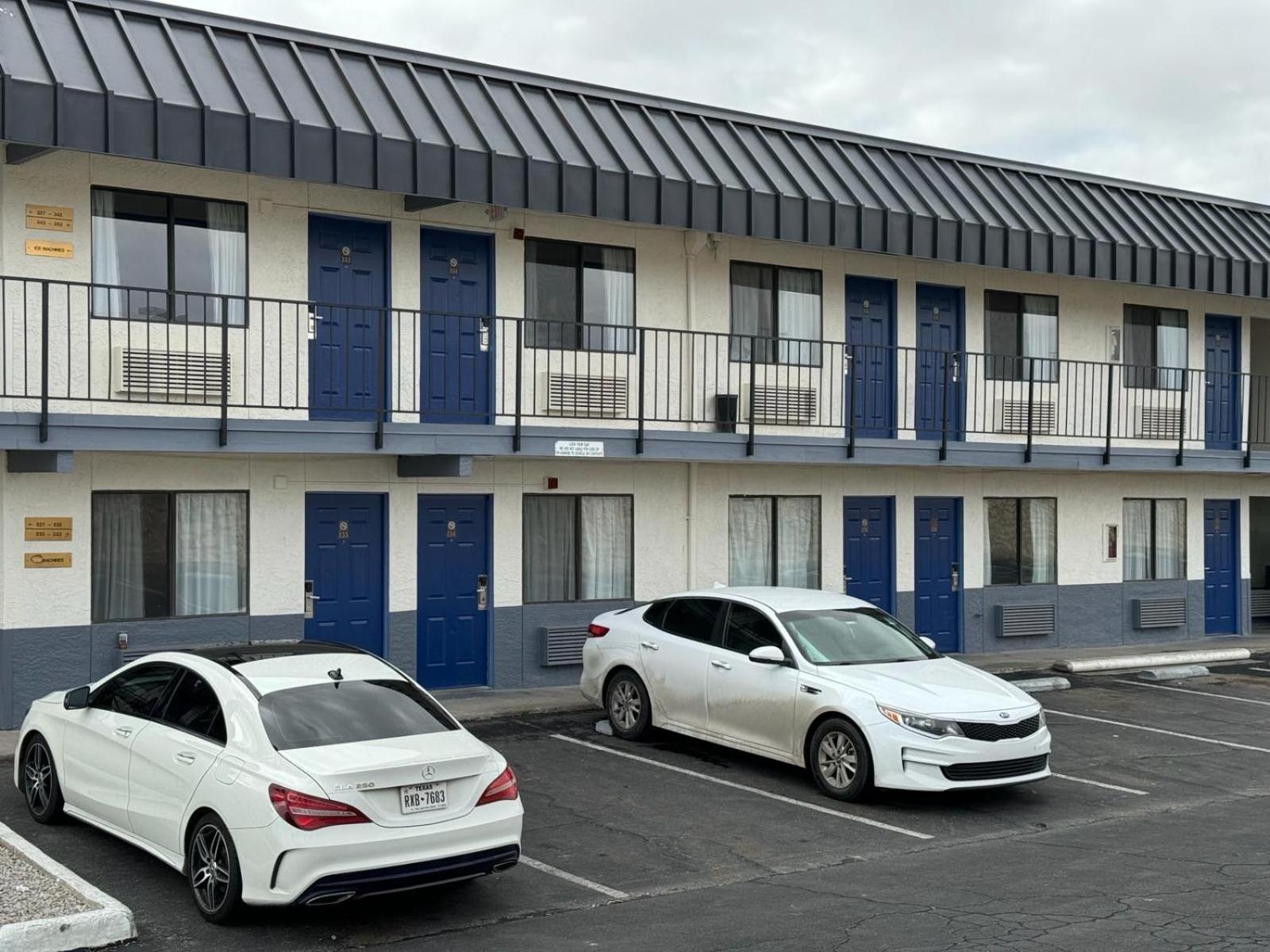 Days Inn By Wyndham El Paso Airport East Екстер'єр фото